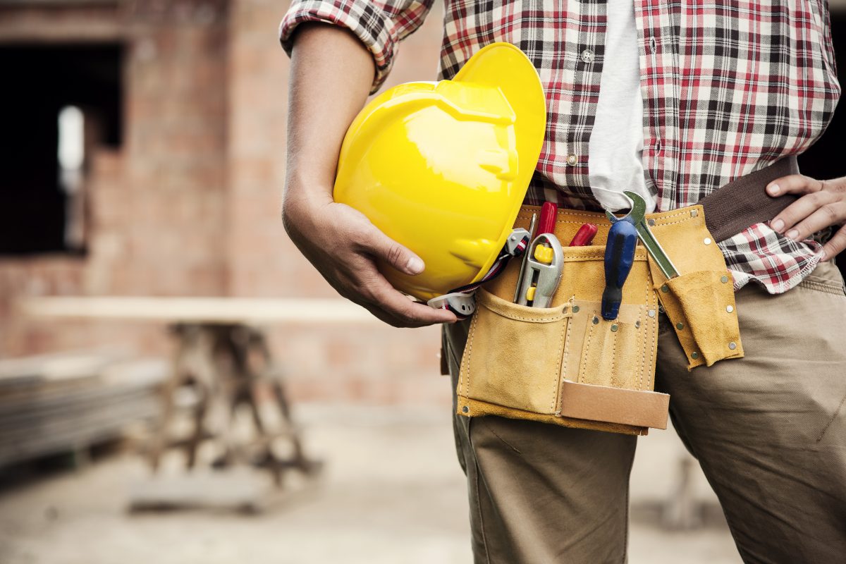 construction-worker-1200x800